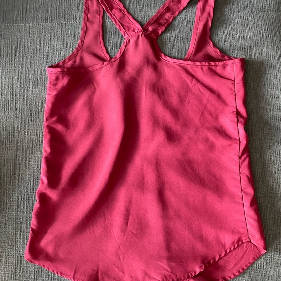 Color More like first pic - Picture 2 of 4